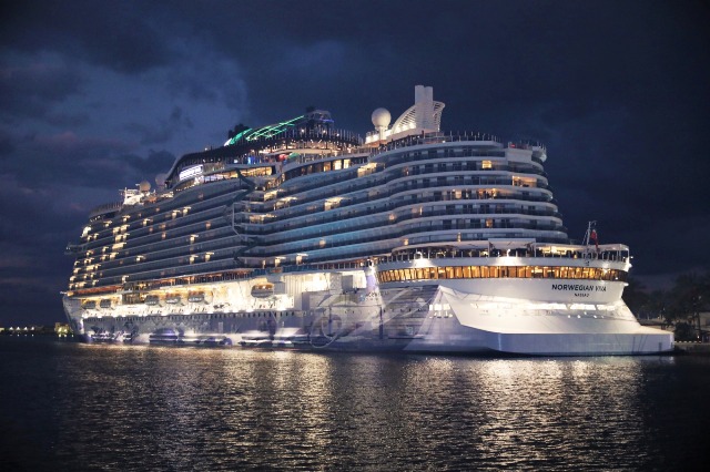 лайнеры, фото gate.ahram.org.eg